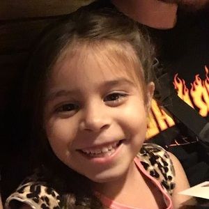 Meet your Posher, Darien